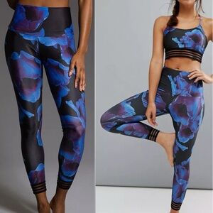 Onzie Flow Midi Capri Leggings EUC Small/Medium